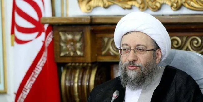  گلایه شیخ صادق آملی لاریجانی از احسان خاندوزی وزیر امور اقتصادی و دارایی