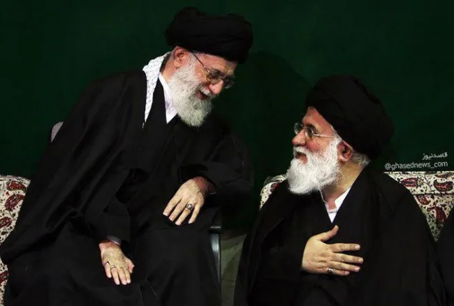  فضای مجازی سرشار ازاخبار برکناری سید احمد علم الهدی از نمایندگی ولی فقیه در استان خراسان رضوی و تغییر امامت جمعه مشهد است