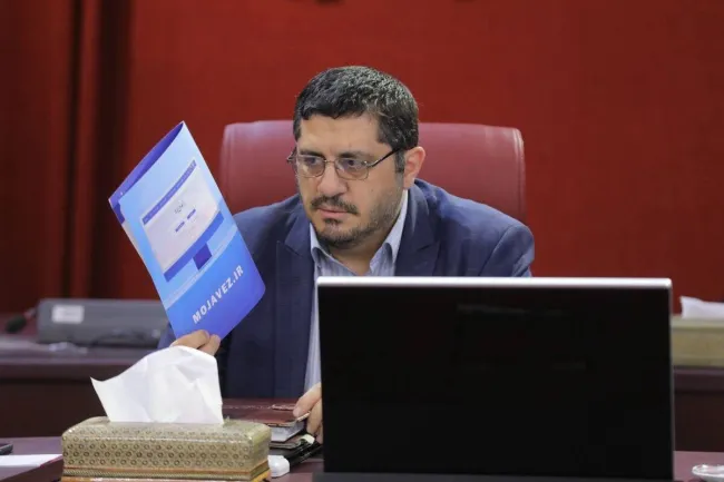 سیاح برکنار شد