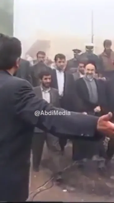 ویدیوی کمتر دیده شده از سید محمد خاتمی و محمود احمدی نژاد در یک قاب