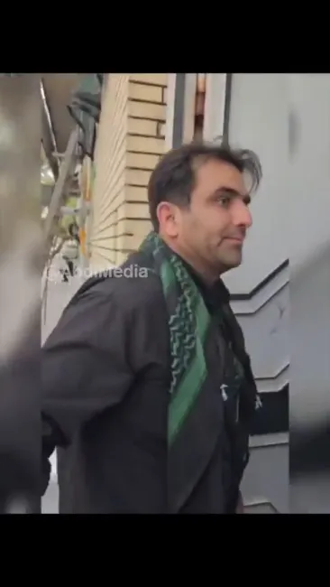  قاضی سعید مرتضوی پای دیگ آش نذری شب تاسوعای پدرش در تفت