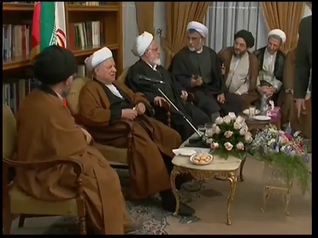فیلمی تاریخی از دیدار و سخنان مهم اکبر هاشمی رفسنجانی با علمای حوزه علمیه قم
