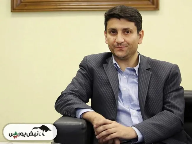 گویا جناب آقای ستار هاشمی هم با ساختار واقعی قدرت بیشتر آشنا شدند و آن فرمایشات قبلی را اصلاح کردند و امروز محتاطانه تر سخن میفرمایند
