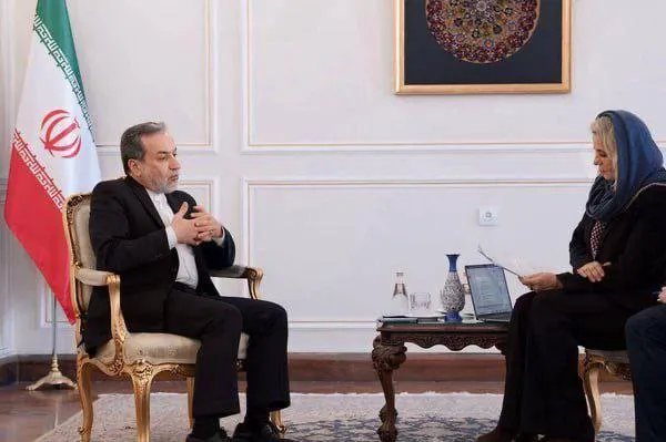 جمشید شارمهد رهبر یک گروه تروریستی بود.  این واقعیتی است که دوستان ما در آلمان نادیده می‌گیرند.