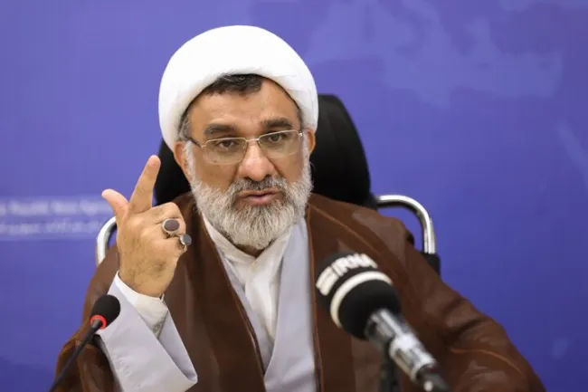  دبیر شورای عالی انقلاب فرهنگی مجددا بر عدم حذف مصوبه شورای عالی انقلاب فرهنگی در مورد تاثیر معدل تاکید کرد