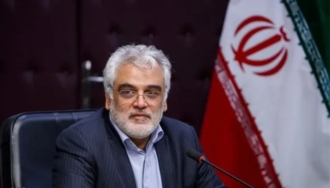 طهرانچی گفت: دانشگاه آزاد همواره شهریه پزشکی را ۸۰ تا ۱۰۰درصد پردیس دانشگاه تهران محاسبه می‌کند و ملاک تعیین شهریه رشته پزشکی و دندان پزشکی برای ما دانشگاه تهران است.