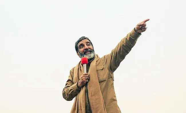  حسین یکتا در تلویزیون: بشار اسد سقوط کرد چون به حرف ولی زمان گوش نداد.
