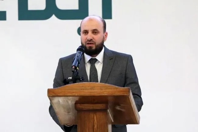  محمد البشیر، نخست وزیر سوریه، انتصاب خود را به عنوان رئیس دولت موقت اعلام کرد.