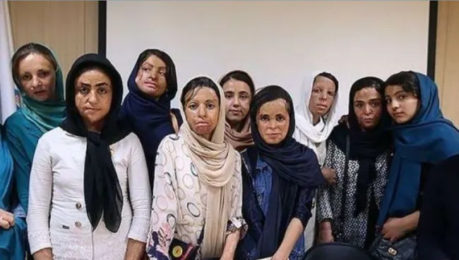  ۴ دختر شین‌آبادی در شبکه بهداشت و درمان پیرانشهر شاغل شدند