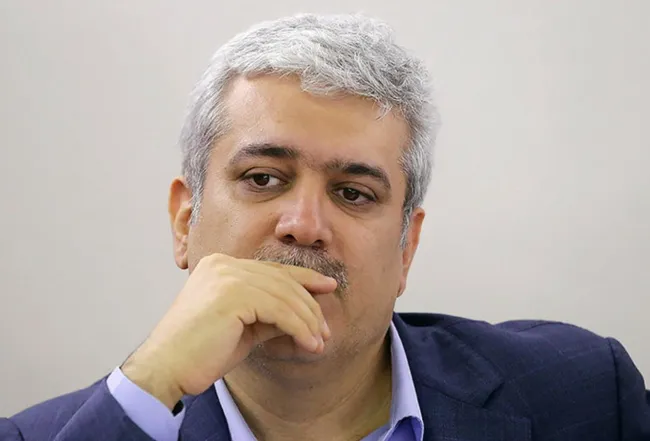 یک سوال ساده اما خیلی مهم در خصوص انتصاب اخیر سورنا ستاری توسط محمد شریعتمداری