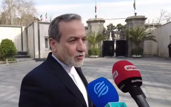  عراقچی: غیر از مذاکره هسته‌ای با اروپا مذاکره‌ دیگری نداریم