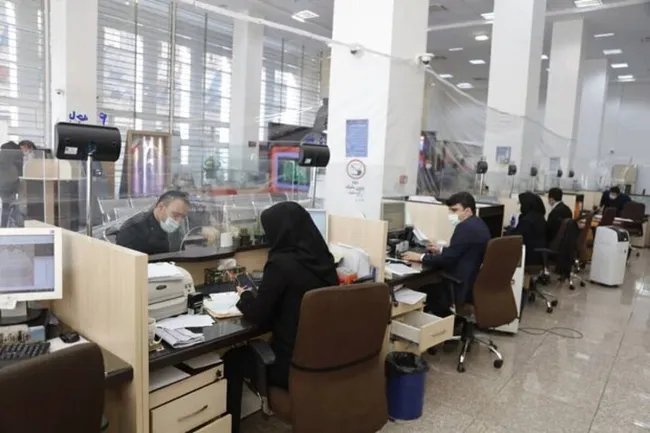 در جریان باشید در تعطیلات فردا شنبه بانکها وادارات در بعض استانها تعطیل‌ند اما دفاتر اسناد رسمی باز هستند