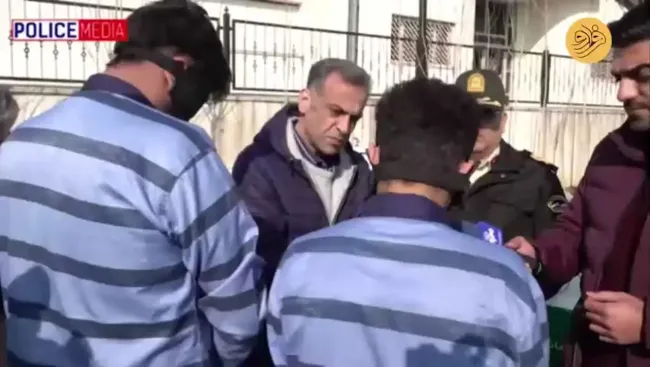  گوشی مرحوم خالقی را یک میلیون و پانصد هزار تومان فروختم