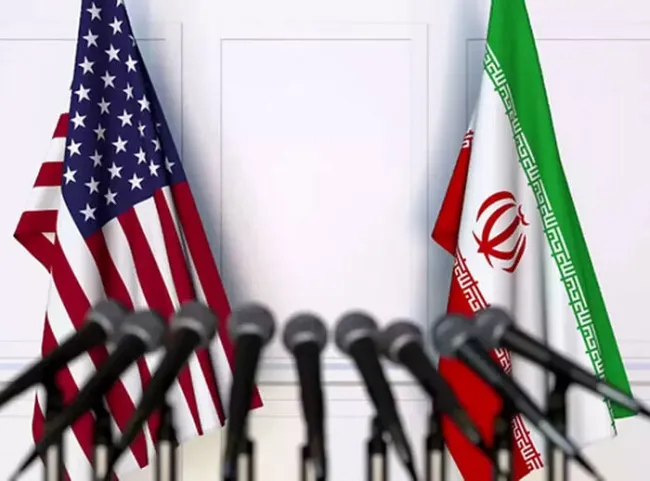 کیهان: مذاکره با آمریکا یعنی پذیرش هرآنچه که می خواهد به ما تحمیل کند