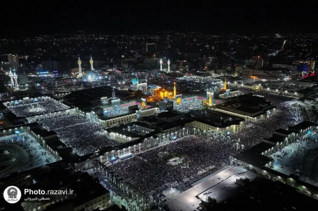  تصویر هوایی امشب از حرم رضوی