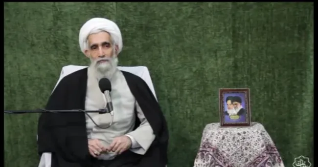  شیخ حامد وفسی: ملیت، خلاف اسلام است! سرود ملی، مطرب بازی است! مگر خاک، مقدس می‌شود؟/پرچم ملی، یک تکه پارچه است، مقدس نیست! این‌ور مرز و سیم خاردار، با آن‌ور مرز و سیم‌خاردار چه تفاوتی دارد؟