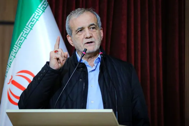 پزشکیان: امید دشمن به اختلافات داخلی است/ باید وحدت داشته باشیم