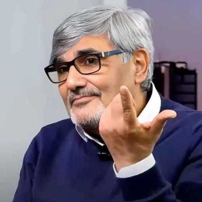 بشنوید | حاکمیت دو خزانه دارد: خزانه‌ی دولت و خزانه‌ی رهبری 