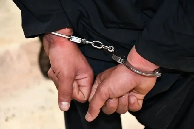  به نظر سارق این دو سرقت یکی است! 