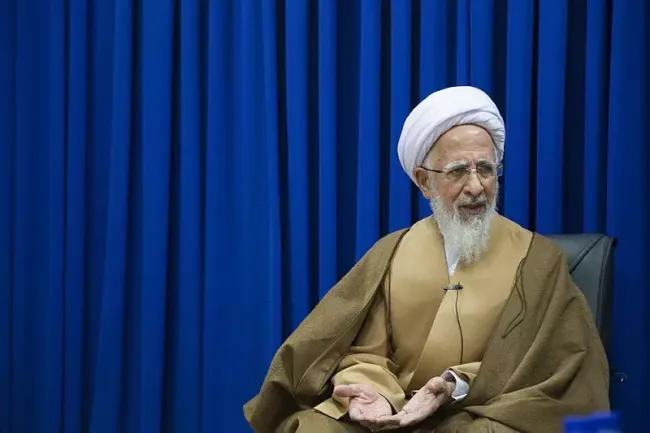  آیت‌الله جوادی آملی: امام فعلی را جانشین امام عصر بدانیم