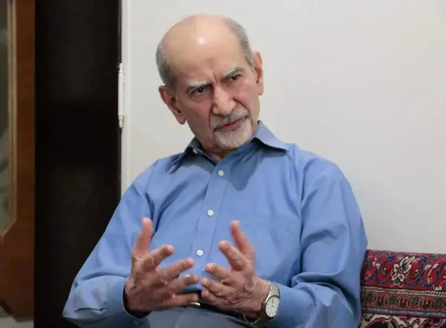 محمد توسلی: آیت‌الله خمینی به دکتر یزدی گفت که "بعد از انقلاب کسانی باید باشند که در کشتن دستشان نلرزد"