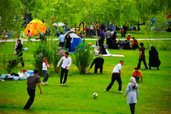 سیزده بدر ۱۴۰۴ پارک لاله تهران