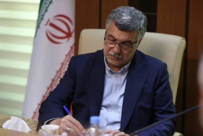  دستور فوری وزیر بهداشت برای رسیدگی به مصدومان انفجار بندر شهید رجایی