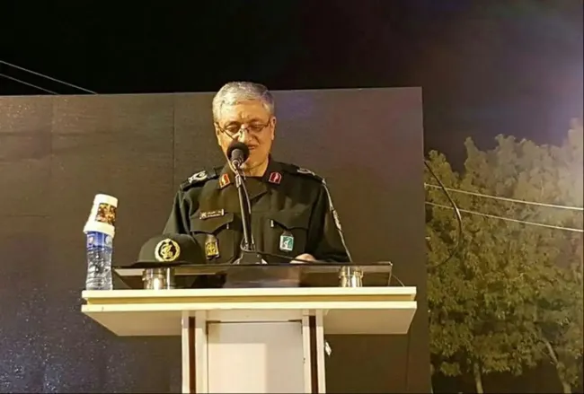  سردار رضا طلایی نیک، سخنگوی وزارت دفاع و پشتیبانی نیروهای مسلح: هیچ‌گونه محموله صادراتی و وارداتی برای کاربرد نظامی در محدود حادثه آتش سوزی بندر شهید رجایی وجود نداشته و ندارد