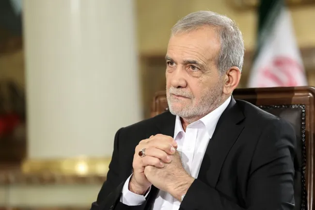 طبع شعر «پزشکیان» در دیدار با علی‌اف