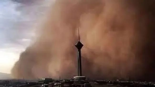  لحظات ورود طوفان امشب به تهران