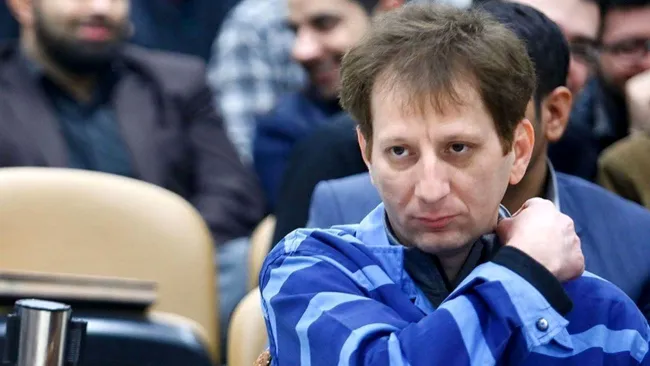 پاسخ سخنگوی دولت به سوالی درباره بازگشت بابک زنجانی به صحنه اقتصاد: هیچ اقدامی خارج از فرایندهای نظارتی و حقوقی انجام نخواهد شد/ قوه قضاییه اظهارنظرهای مفصلی در این‌باره داشته است