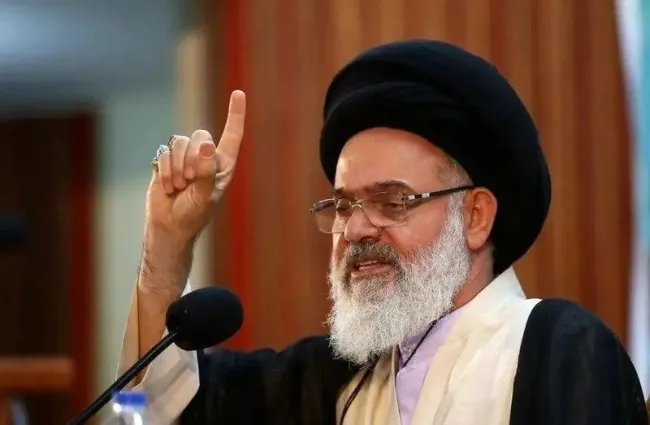 امام جمعه قم: ازحق غنی‌سازی، کوتاه نخواهیم آمد / فضای مجازی عرصه‌ای نامطلوب است نباید عیوب افراد را منتشر کنیم