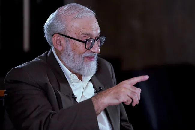  محمد جواد لاریجانی: به رئیس جمهور پیشنهاد می کنم که حتما یک دستیار ویژه برای مسئله مقاومت داشته باشیم