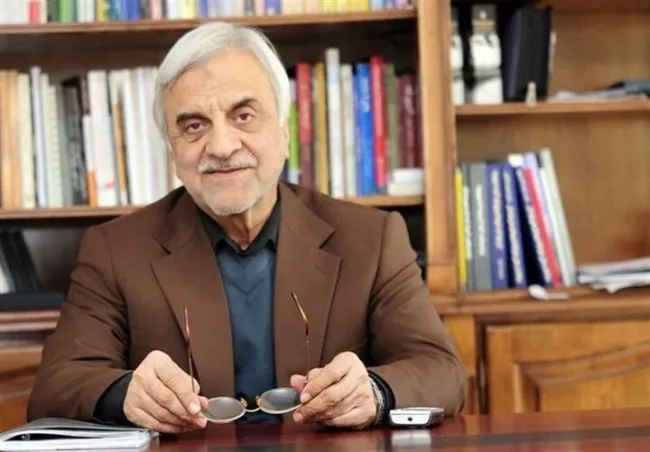  هاشمی طبا: مملکت با سیاست "من بمیرم تو بمیری" اداره می‌شود/وفاق هم همان "من بمیرم تو بمیری" است/اگر از برنامه‌های توسعه فیلم طنز بسازند اسکار می گیرد!