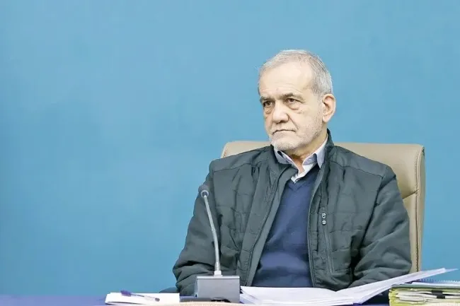 پزشکیان: ۸ ماه پیش من را تحویل هم نمی‌گرفتند، حالا شدیم رئیس‌جمهور.