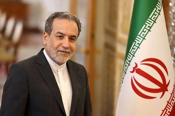عراقچی: هر روز چند توییت و حرف متناقض از ترامپ میبینیم