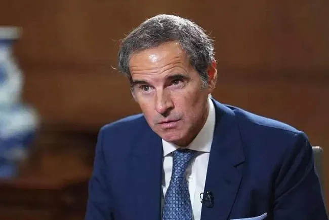  گروسی: به عراقچی پیشنهاد دیدار فوری دادم