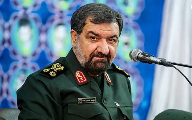 محسن رضایی: آمریکا و اسراییل طرحی در ۷ مرحله را طراحی کرده بودند و از قبل تمرین کرده بودند/ حضور منافقین و تجزیه ایران از اهداف بوده است