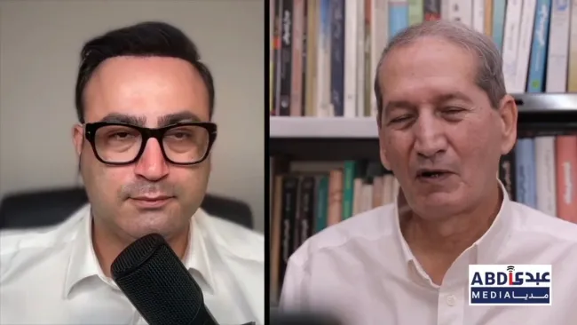  حاتم قادری: آقای رضا پهلوی می‌خواهد پادشاه باشد یا سلطان؟!