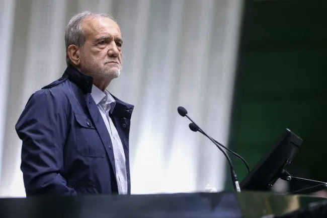 شمایی که می گفتید بخش های امنیتی برجام فاش شود چون مردم نامحرم نیستند، چرا الان از گفتن واقعیت ها توسط پزشکیان می ترسید؟