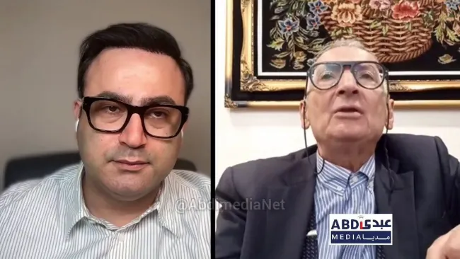  زیباکلام: ولایت فقیه نشان داده که کاملا با اصول و مبانی دموکراسی ناسازگار است