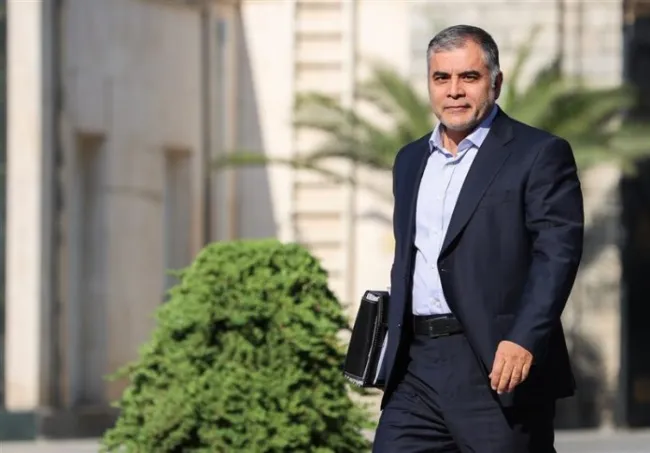  آقای وزیر نفت درود وزارت نفت و شرکت های چهارگانه امور بین الملل و بازرگانی و امور مالی ندارند؟