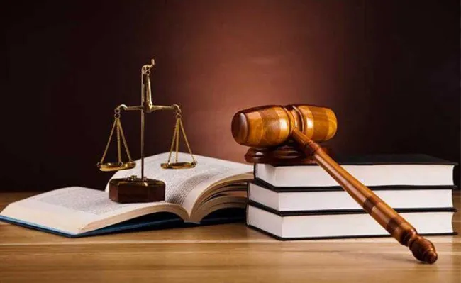 عبدی مدیا هفتم اسفند را به یکایک وکلای دادگستری کانون‌های وکلای دادگستری تبریک عرض میکند