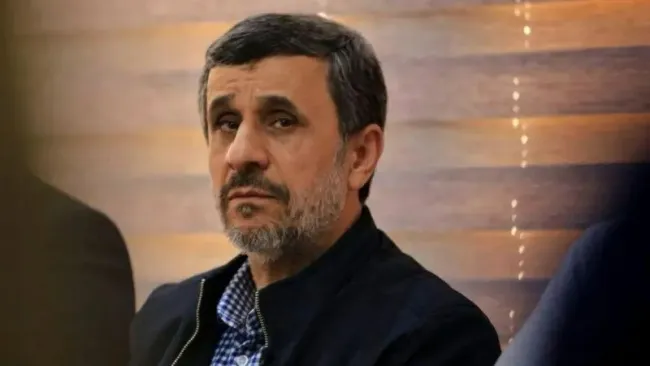  نیویورک تایمز : هدف اولیه جنگ، انتصاب احمدی‌نژاد به جای رهبر ایران بود