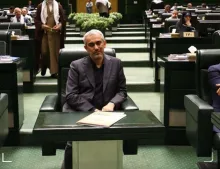 سید علی مدنی‌زاده با با ۱۷۱ رأی موافق، ۶۷ رأی مخالف و ۸ رأی ممتنع نمایندگان مجلس شورای اسلامی، به عنوان وزیر اقتصاد انتخاب شد.