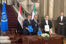  امضای توافق نامه از سر گیری همکاری آژانس بین المللی انرژی اتمی و ایران