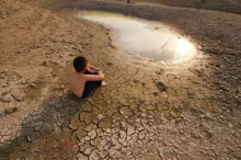 مسئله آب در ایران نه تنها یک مشکل زیست‌ محیطی بلکه موضوعی امنیتی، اقتصادی، سیاسی و اجتماعی است.