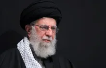 کلیات سوال تاریخی من از آیت‌الله سید علی خامنه‌ای رهبر و ولی مطلقه فقیه و فرمانده کل قوا به قوت خود باقی است