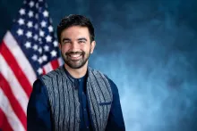  پرسشی به بهانه انتخاب زهران ممدانی به‌عنوان شهردار نیویورک: جوان ۳۴ ساله ایرانی میتواند در ایران به چنین جایگاهی برسد؟