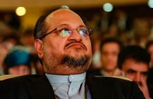  پنجشنبه ماه رمضان محمد شریعتمداری جلسات خاص با محور پتروشیمی را در محل سابق کار خودش آستان عبدالعظیم حسنی برگزار کند، جالب است، نیست؟